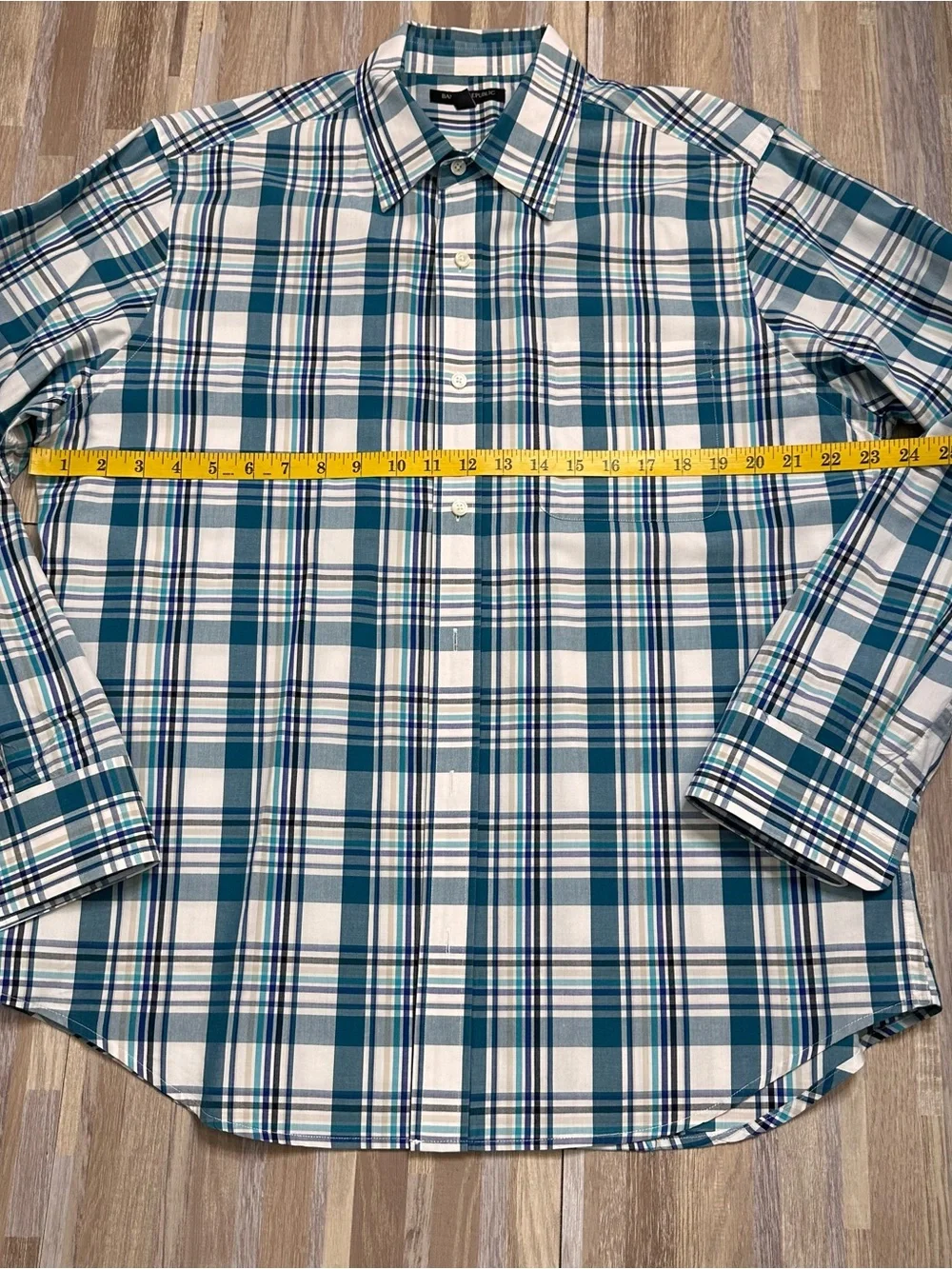 Banana Republic Teal and White Plaid Button-Down Shirt Men's Size Large